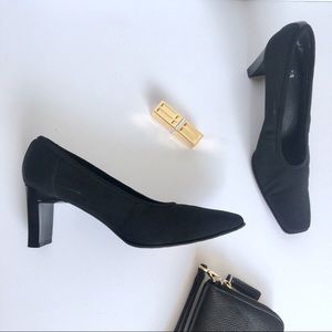 Stuart Weitzman • heels EUC square toe thin block